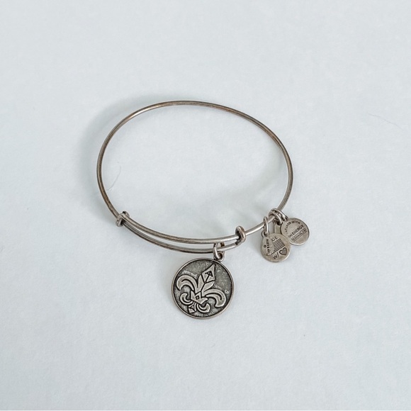 Alex and Ani Fleur de Lis Bracelet - Picture 1 of 2